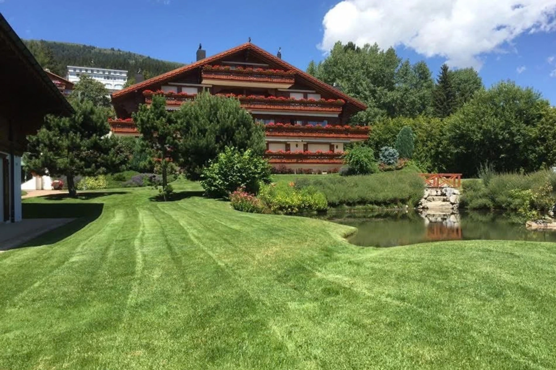Entretien des jardins et espaces verts à Crans-Montana